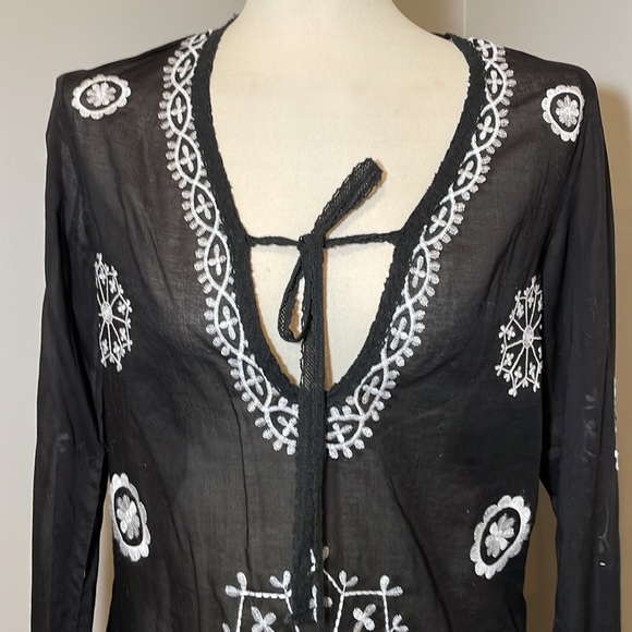 MUR MUR Cotton tunic / Cover up Embroidered BLACK and WHITE / MEDIUM - Picture 2 of 9